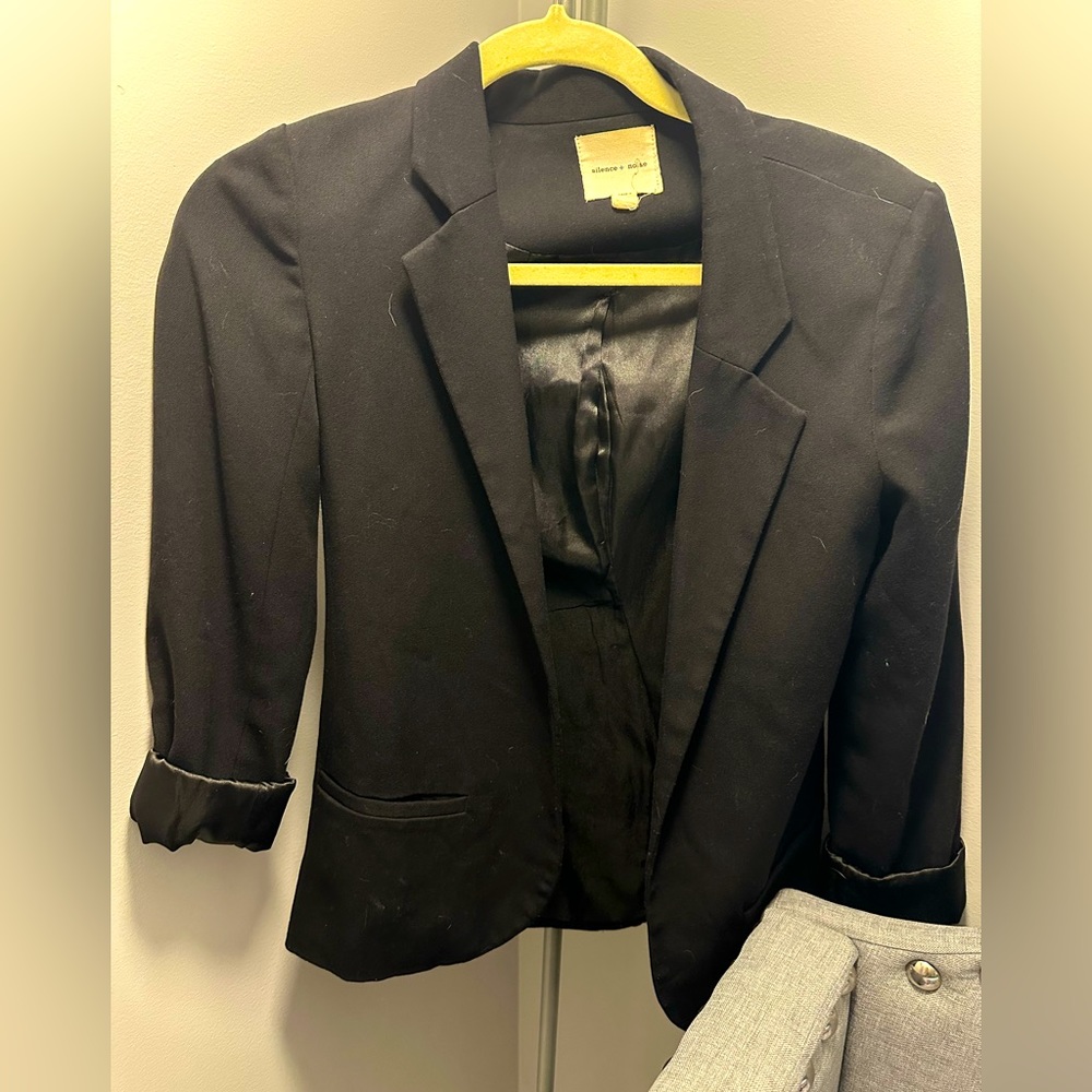 Silence And Noise Black Open Blazer With 3/4 Roll… - image 1